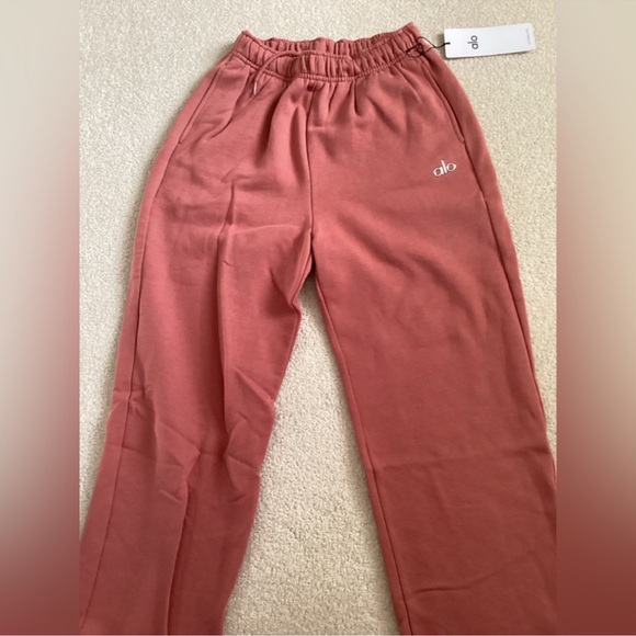 ALO Accolade Straight leg sweatpants - Picture 3 of 5